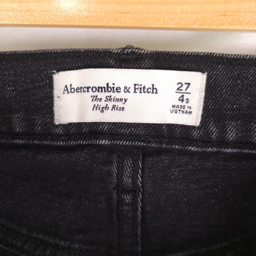Abercrombie The Skinny High Rise Jeans Black 27 4 Short